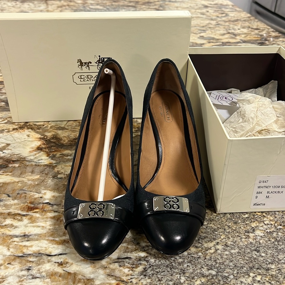 Coach Black 'Whitney' Pumps w/ Monogram fabric Size 9B W/Box